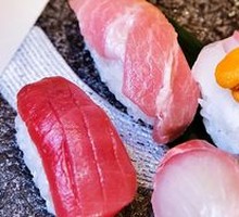 Tuna Nigiri Sushi