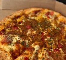 Classic Italian Meat Sauce Pizza