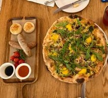 Grilled Chicken Cheese Veggie Pizza