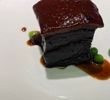 Braised Pork with Preserved Bamboo Shoots and Rice Wine Buns