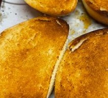 Grilled Steamed Bun Slices