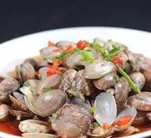 Spicy Stir-Fried Clams