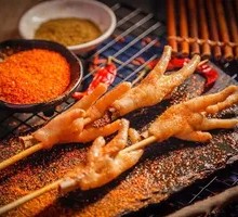 Sichuan-style Pickled Chicken Feet