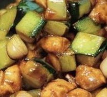 Stir-Fried Chicken with Sauce