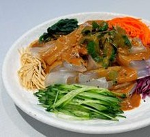 Colorful Chicken丝 Noodle Salad