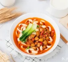 Braised Pork Noodles with Hand-cut Style