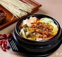 Old Tofu Minced Meat Pickled Vegetable Noodles