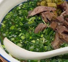 Sour Cabbage Beef Shank Lanzhou Noodles