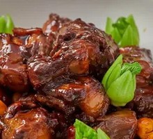 Longan Honey-Stewed Beef Tails