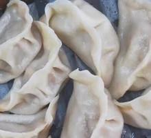 Hangzhou-style Steamed Dumplings
