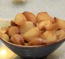 Sweet Pickled Garlic