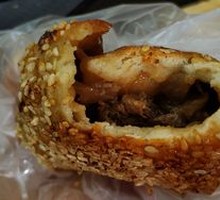 Meat-filled Flatbread