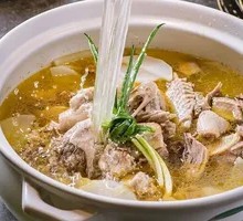 Classic Pig's Trotter Chicken Stew