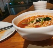 Tomato Stir-Fried Knife-Cut Noodles