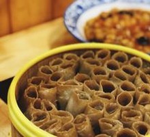 Sorghum Noodles with Tomato Sauce