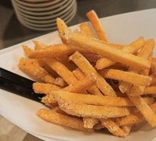 Yogurt Oil Onion Fries