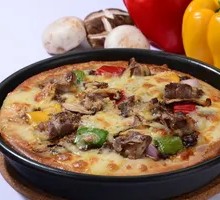 Black Pepper Beef Pizza