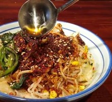 Spicy Oil Noodles