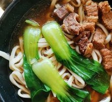 Hand-Kneaded Beef Noodles