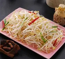 Stir-Fried Mung Bean Sprouts