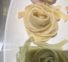 Master's Handmade Three-Color Fish Noodles