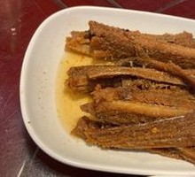 Crispy pancakes with hairtail fish