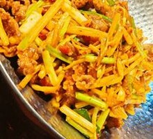 Sour Bamboo Shoots with Beef