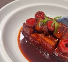 Braised Pork with Hawthorn in Old Wine