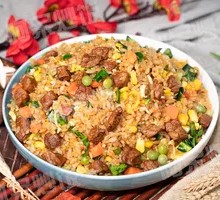 Stewed beef with wild onion and egg fried rice