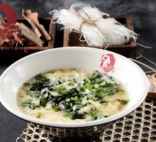 Egg and Seaweed Soup