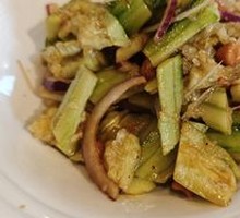 Cucumber with Universal Sauce