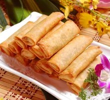 Refreshing Vegetarian Spring Rolls