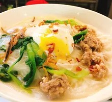 Guangdong Rice Noodle Soup
