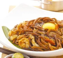 Stir-Fried Fujian Noodles
