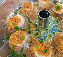 Garlic Shrimp with Rice Noodles