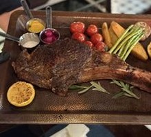 Tomahawk Steak