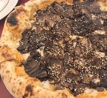 Ranji Sauce Beef Pizza
