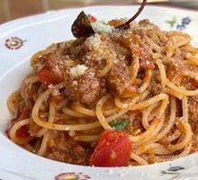 Traditional Italian Meat Sauce Pasta