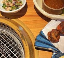 Server who helps with grilling