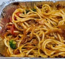 Italian-style Meat Sauce Noodles