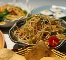 Thai Green Papaya Salad