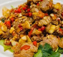 18-Second Stir-Fried Beef with Green Peppers