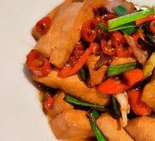 Stir-fried Tofu with Fragrant Wild Mushrooms