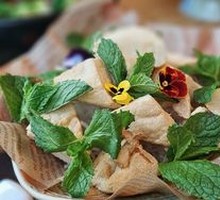Puning Fried Tofu with Mint Leaves