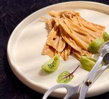 Mustard Duck Feet Salad