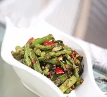Olives and Green Beans Stir-fry