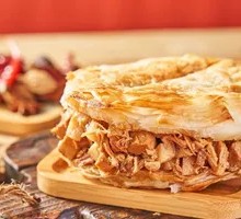 Classic Braised Pork in Flatbread
