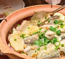 Stir-fried Yellow Croaker with Puning Bean Paste