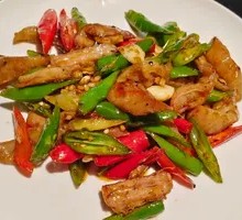 Spicy and Sour Pig Intestine with Thread Peppers