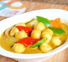 Curry Fish Balls